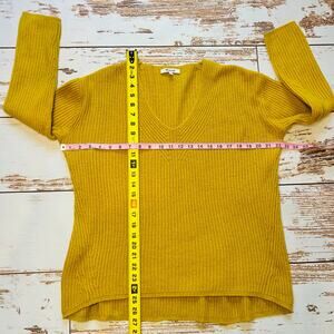 Madewell Wool Blend V Neck Sweater Small Sunflower Mustard High Low Pullover